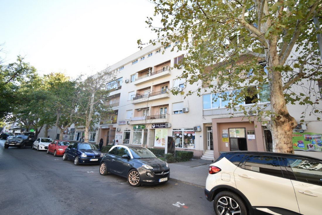 Poslovni prostor 42m2, Centar